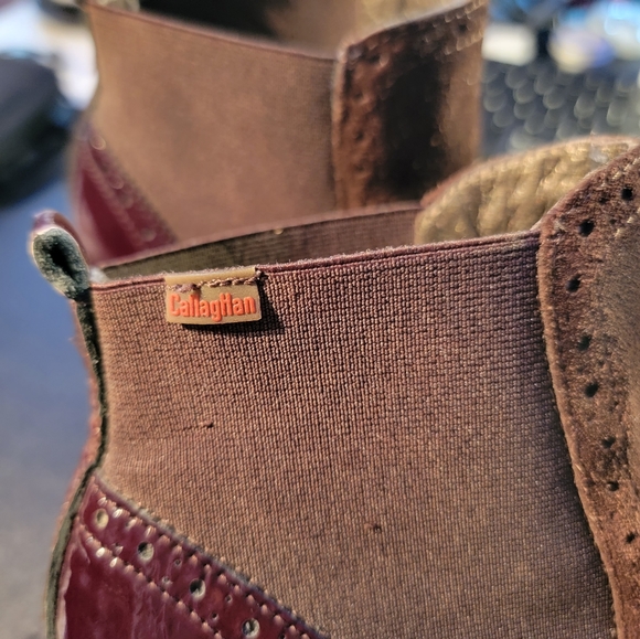 CallagHan brown suede and burgundy patent leather chelsea boot - Picture 5 of 6